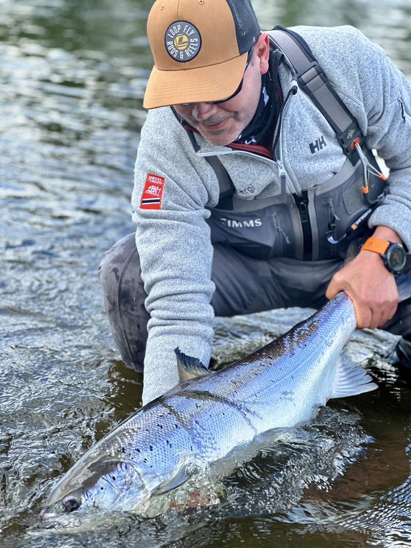 The 2025 fishing season is waiting 🌟 Book your spot by the river today